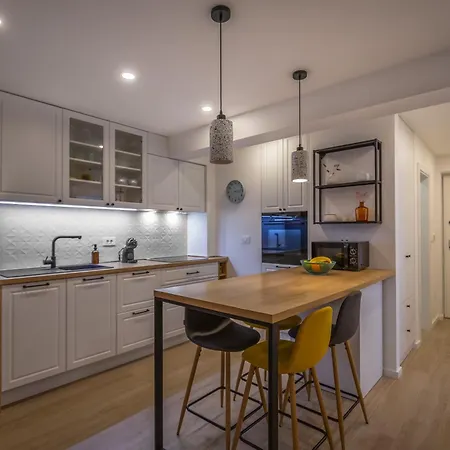 New Lili - Cosy Sea View With Free Parking Apartamento